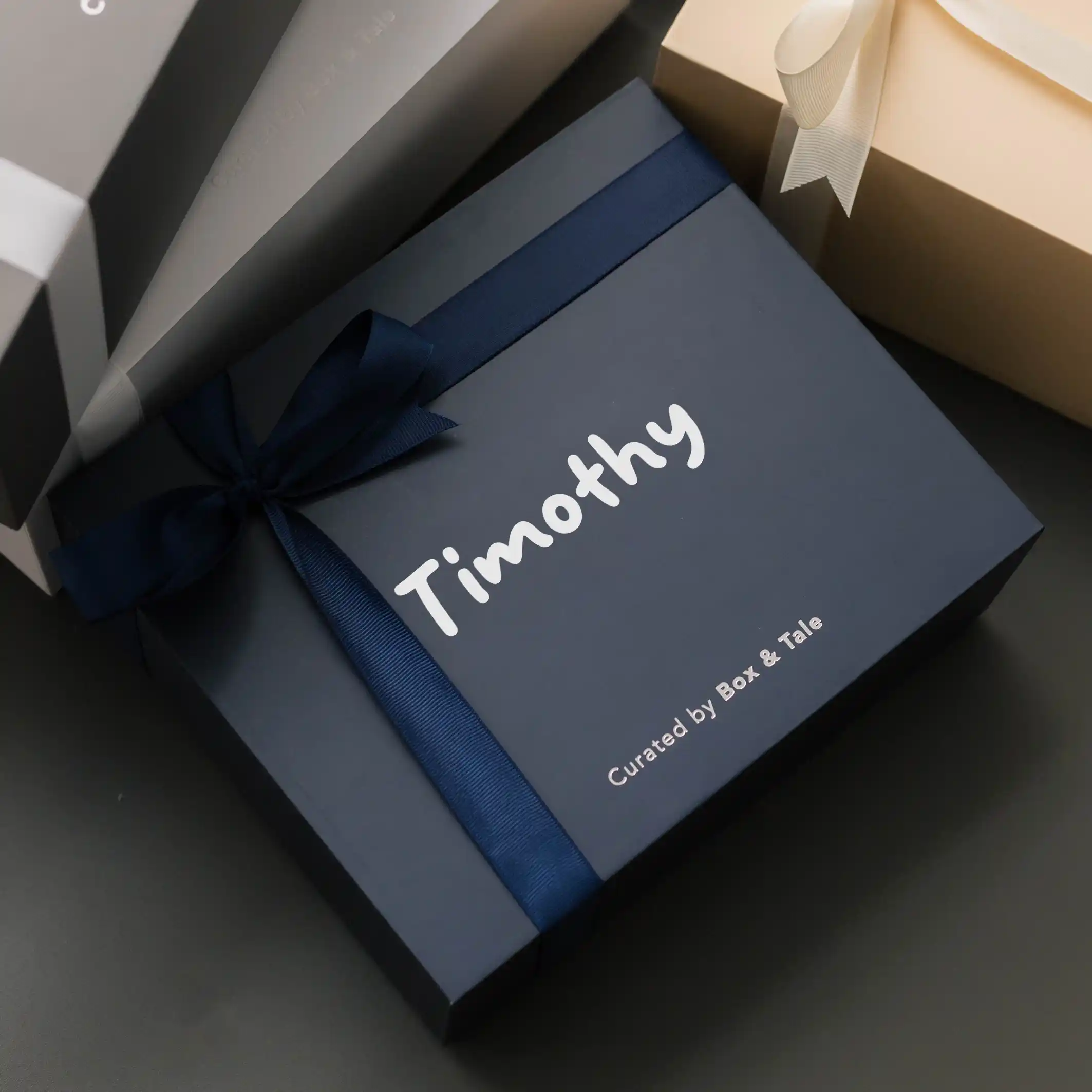 Build a Box - Kado Ulang Tahun, Pernikahan