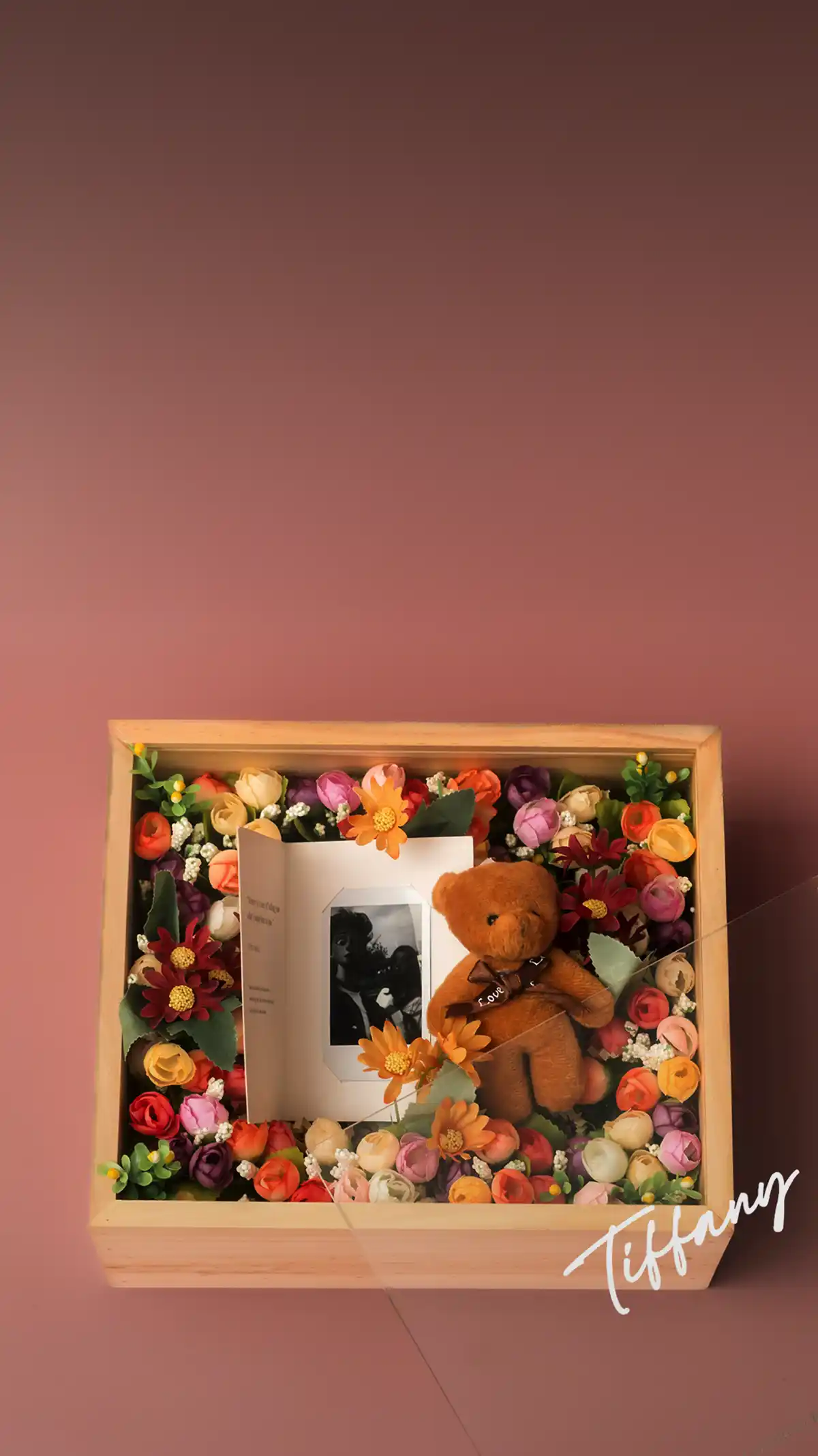 boxandtale-delivery-pengiriman-seluruh-indonesia-hampers-gift-kado-custom-jakarta-2022-mobile